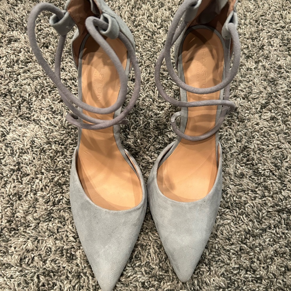 Halston Heritage Gray Heeled Shoes with Strappy Design